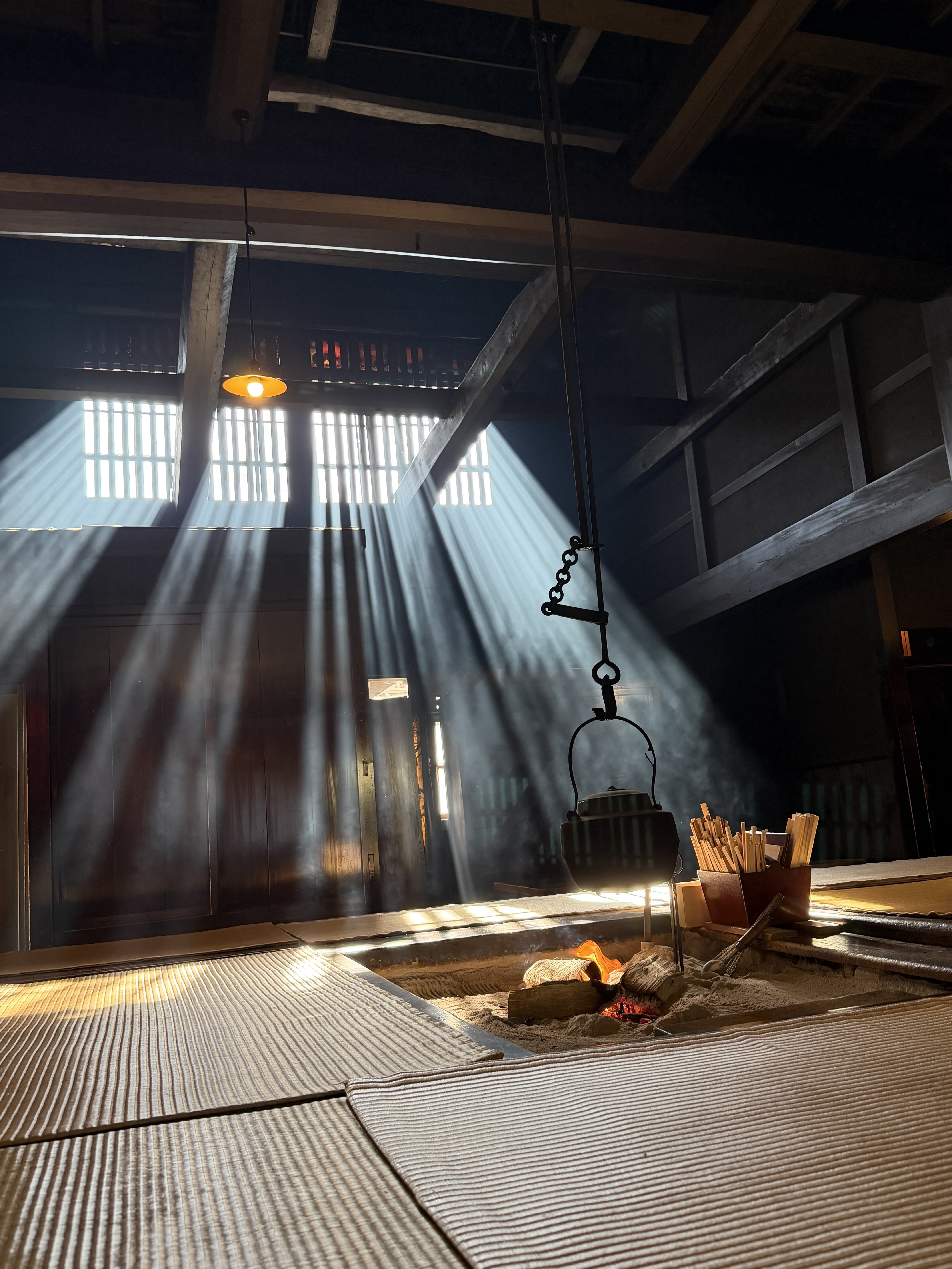 Nakasendo: lanterns and timber buildings at dusk